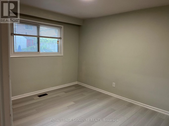 23 ALLANFORD ROAD, Toronto (Tam O'Shanter-Sullivan), Ontario, M1T2N2