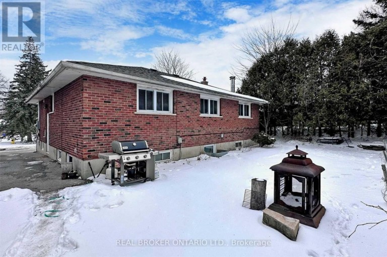 MAIN FL - 327 DOVER STREET, Oshawa (Eastdale), Ontario, L1G6G7