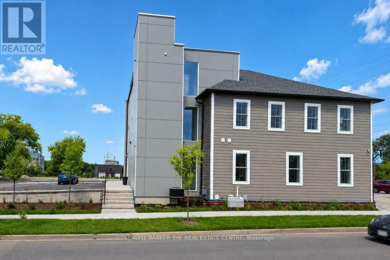 1ST FLOOR - ROOM 1 - 431 DAVIS DRIVE, Newmarket (Bristol-London), Ontario, L3Y2P1