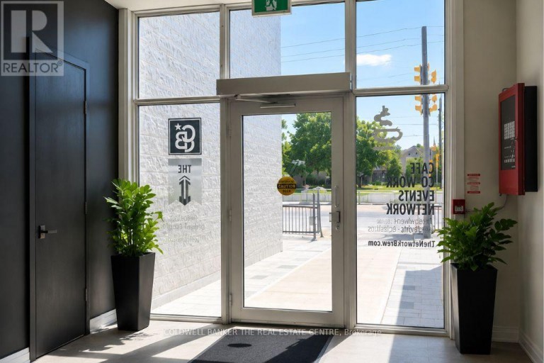 1ST FLOOR - ROOM 1 - 431 DAVIS DRIVE, Newmarket (Bristol-London), Ontario, L3Y2P1