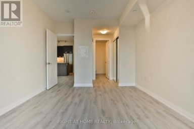 2014 - 35 WATERGARDEN DRIVE Mississauga (Hurontario) Ontario photo 18