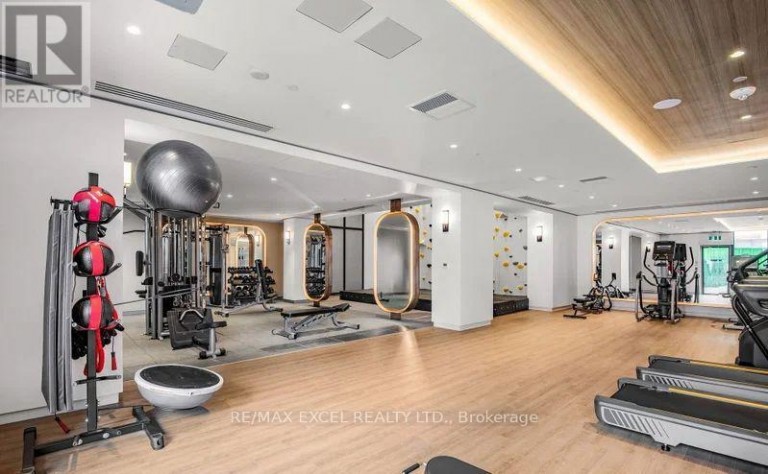 926 - 1100 SHEPPARD AVENUE W, Toronto (York University Heights), Ontario, M3J0H1