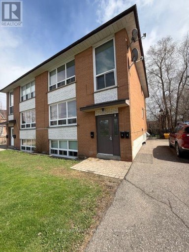 9 ELLEN STREET, Mississauga (Streetsville), Ontario, L5M1R8
