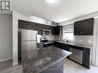 51 WILKINSON AVENUE Cambridge Ontario photo 3