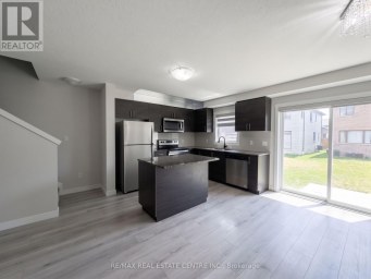 51 WILKINSON AVENUE Cambridge Ontario photo 4