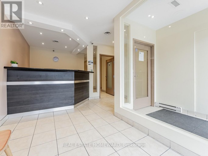 2438 DANFORTH AVENUE, Toronto (East End-Danforth), Ontario, M4C1K9