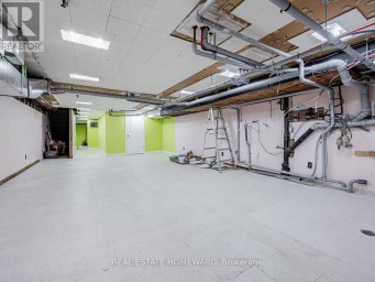 2438 DANFORTH AVENUE Toronto (East End-Danforth) Ontario photo 25