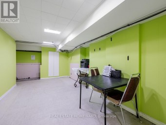 2438 DANFORTH AVENUE Toronto (East End-Danforth) Ontario photo 26