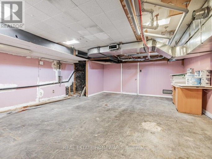 2438 DANFORTH AVENUE, Toronto (East End-Danforth), Ontario, M4C1K9