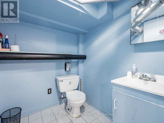 2438 DANFORTH AVENUE, Toronto (East End-Danforth), Ontario, M4C1K9