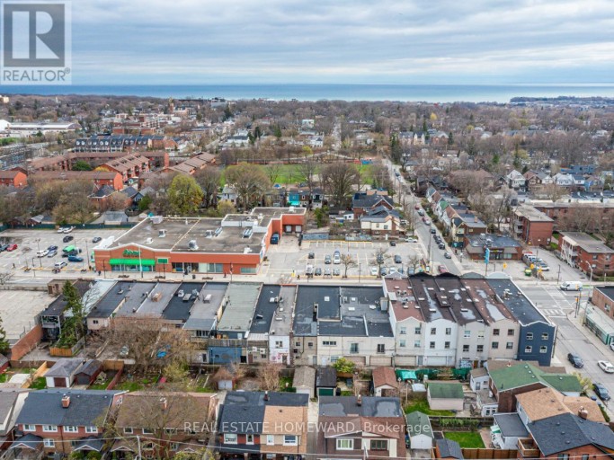 2438 DANFORTH AVENUE, Toronto (East End-Danforth), Ontario, M4C1K9