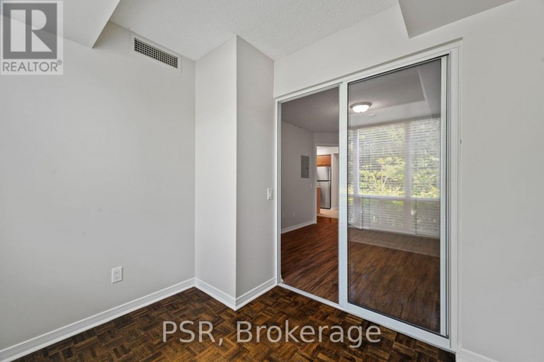 104 - 515 ROSEWELL AVENUE, Toronto (Lawrence Park South), Ontario, M4R2J3