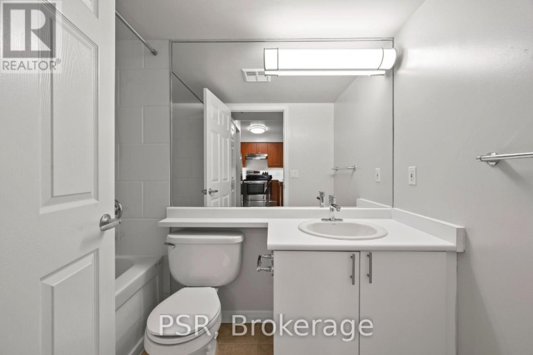 104 - 515 ROSEWELL AVENUE, Toronto (Lawrence Park South), Ontario, M4R2J3