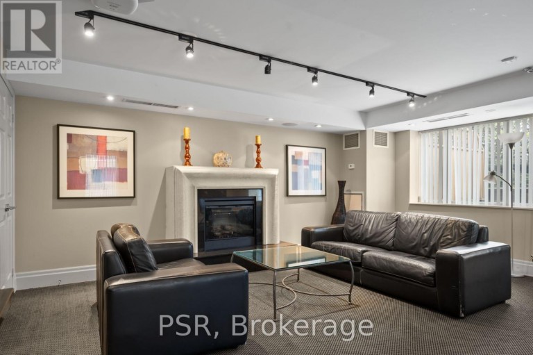 104 - 515 ROSEWELL AVENUE, Toronto (Lawrence Park South), Ontario, M4R2J3