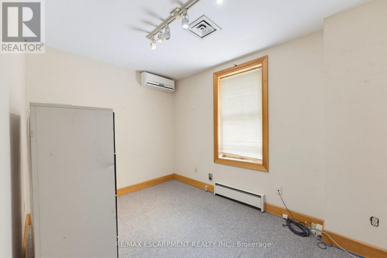 13 - 15 BOLD STREET, Hamilton (Durand), Ontario, L8P1T3