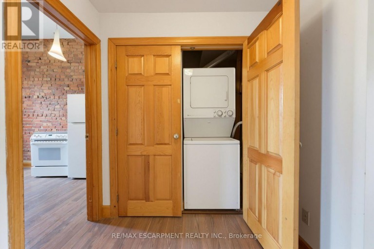 13 - 15 BOLD STREET, Hamilton (Durand), Ontario, L8P1T3