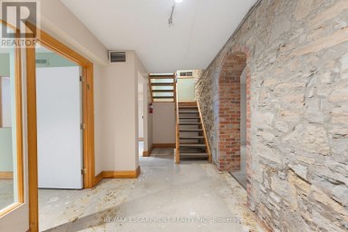 13 - 15 BOLD STREET Hamilton (Durand) Ontario photo 41