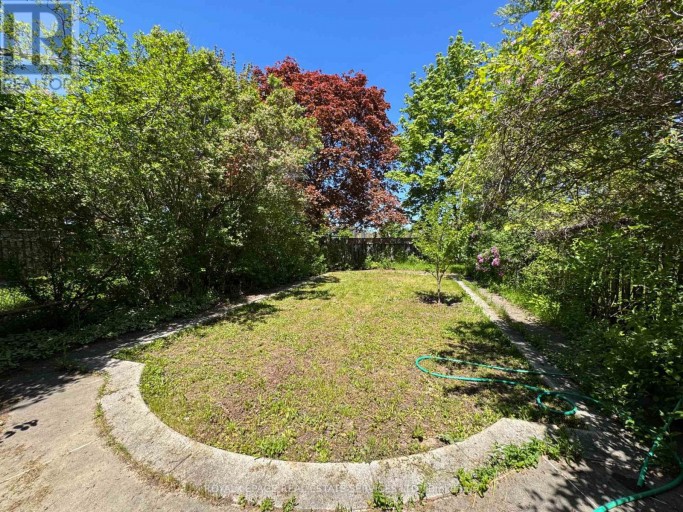 134 ANGUS DRIVE, Toronto (Don Valley Village), Ontario, M2J2X1