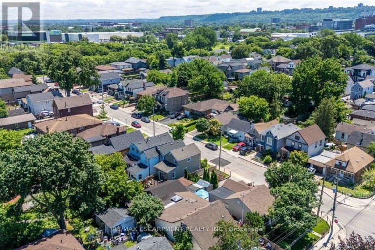 195 WOOD STREET E, Hamilton (North End), Ontario, L8L3Z2