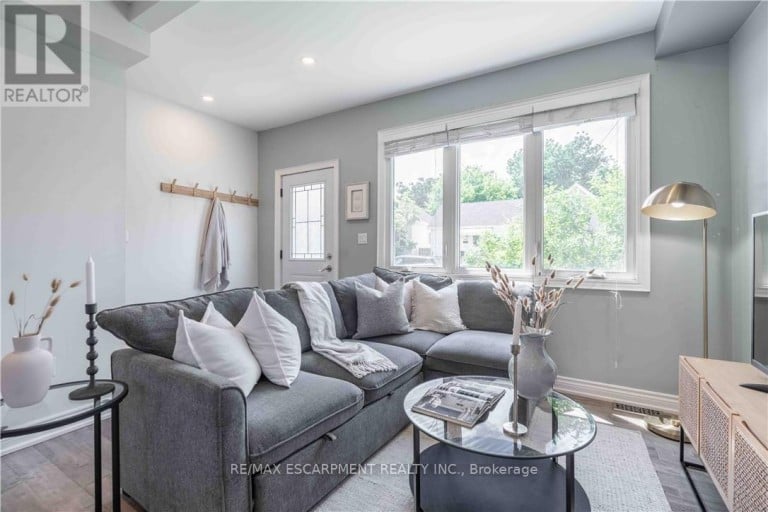 195 WOOD STREET E, Hamilton (North End), Ontario, L8L3Z2