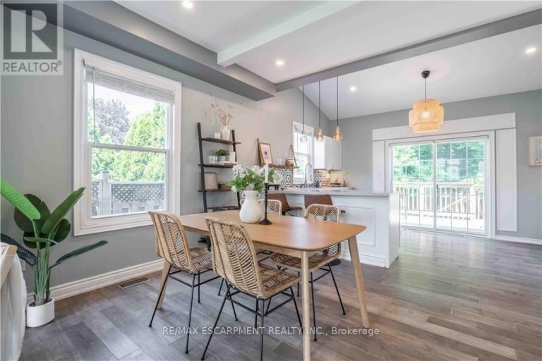 195 WOOD STREET E, Hamilton (North End), Ontario, L8L3Z2