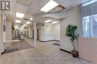 943 O'CONNOR DRIVE Toronto (O'Connor-Parkview) Ontario photo 5