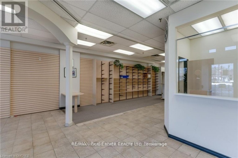 943 O'CONNOR DRIVE, Toronto (O'Connor-Parkview), Ontario, M4B2S7