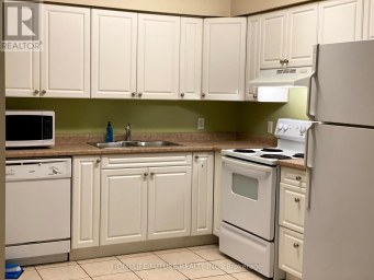402 - 271 LESTER STREET Waterloo Ontario photo 2