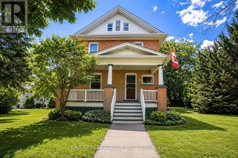7 PAVILLION STREET, Markham (Unionville), Ontario, L3R1N8