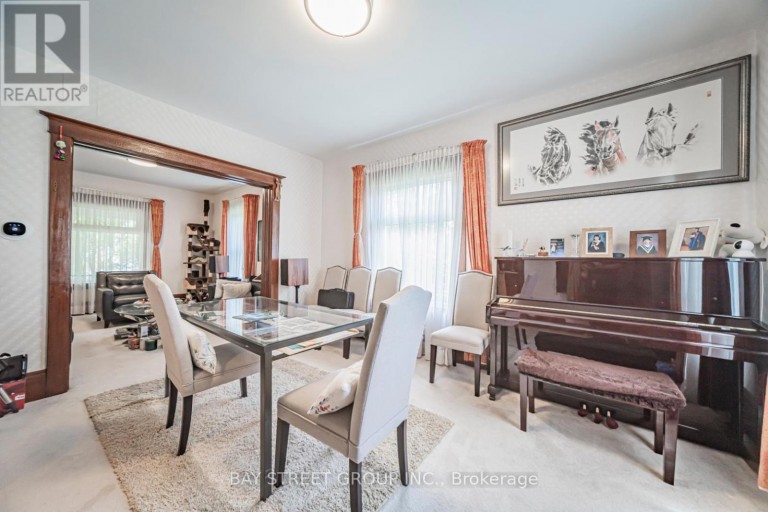 7 PAVILLION STREET, Markham (Unionville), Ontario, L3R1N8