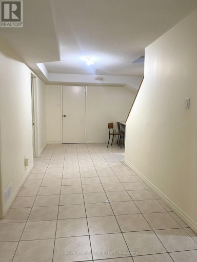BASEMENT 2 RMS 1 WR 1KIT - 23 VICKERS ROAD, Markham (Milliken Mills East), Ontario, L3R6S7