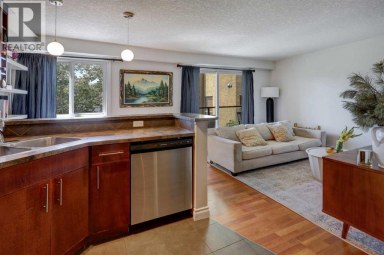 302, 2308 17B Street SW Calgary Alberta photo 10