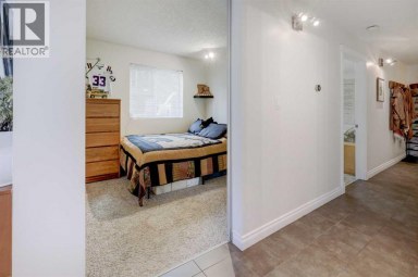 302, 2308 17B Street SW Calgary Alberta photo 17