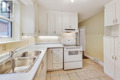 95 POYNTZ AVENUE Toronto (Lansing-Westgate) Ontario photo 5