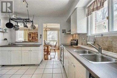 326 LORNE(MAIN FLOOR) AVENUE Newmarket (Central Newmarket) Ontario photo 6