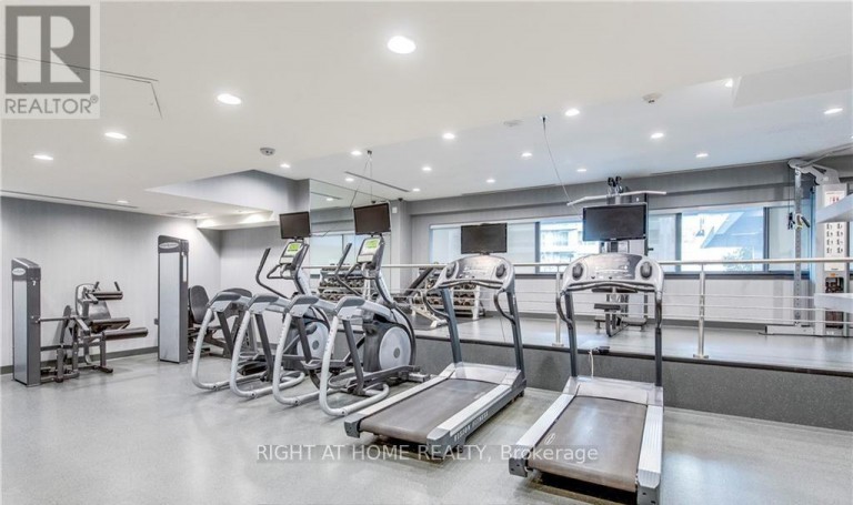 605 - 17 KENASTON GARDENS, Toronto (Bayview Village), Ontario, M2K0B9