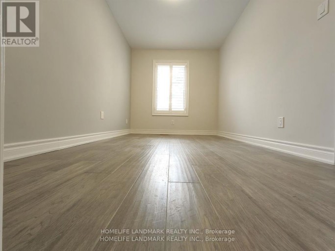 MAIN - 379 WHITMORE AVENUE, Toronto (Briar Hill-Belgravia), Ontario, M6E2N5