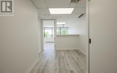 210 - 30 MARTHA STREET Caledon (Bolton West) Ontario photo 11