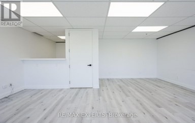 210 - 30 MARTHA STREET Caledon (Bolton West) Ontario photo 21