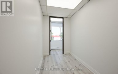 210 - 30 MARTHA STREET Caledon (Bolton West) Ontario photo 27