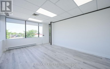 210 - 30 MARTHA STREET Caledon (Bolton West) Ontario photo 34