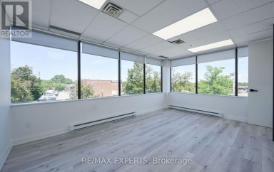210 - 30 MARTHA STREET Caledon (Bolton West) Ontario photo 36