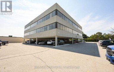 210 - 30 MARTHA STREET Caledon (Bolton West) Ontario photo 4