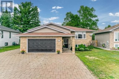 33 Oak, Capreol, Ontario