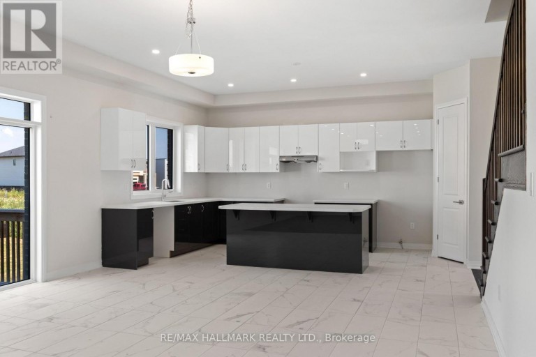 3769 SUNBANK CRESCENT, Severn (West Shore), Ontario, L3V8N2