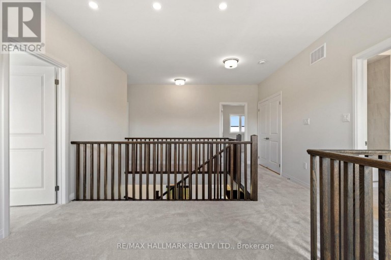 3769 SUNBANK CRESCENT, Severn (West Shore), Ontario, L3V8N2