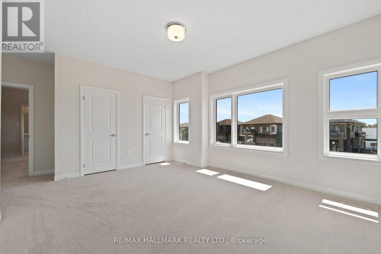 3769 SUNBANK CRESCENT, Severn (West Shore), Ontario, L3V8N2