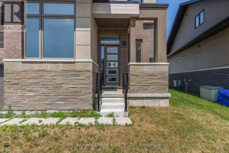 3769 SUNBANK CRESCENT, Severn (West Shore), Ontario, L3V8N2