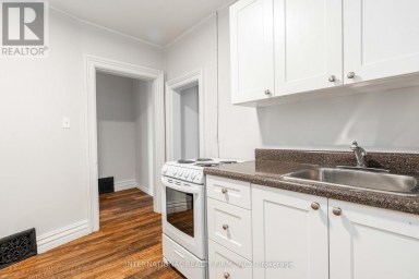3 - 221 HAMILTON ROAD London East (East N) Ontario photo 1