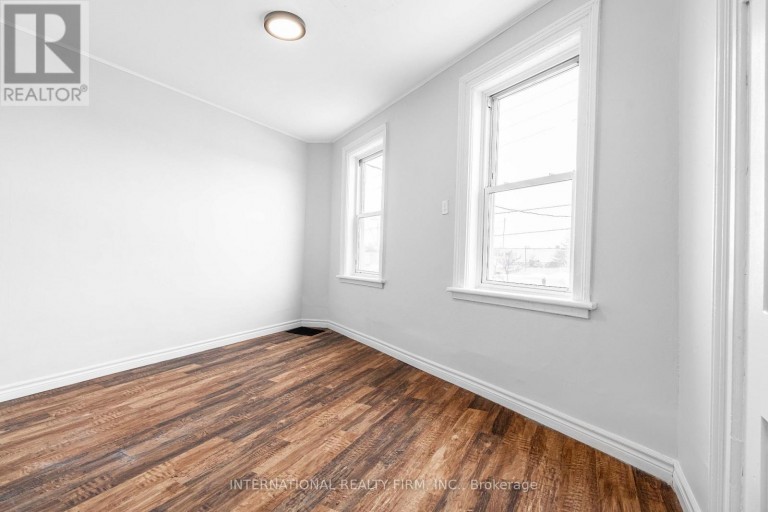 3 - 221 HAMILTON ROAD, London East (East N), Ontario, N5Z1P9